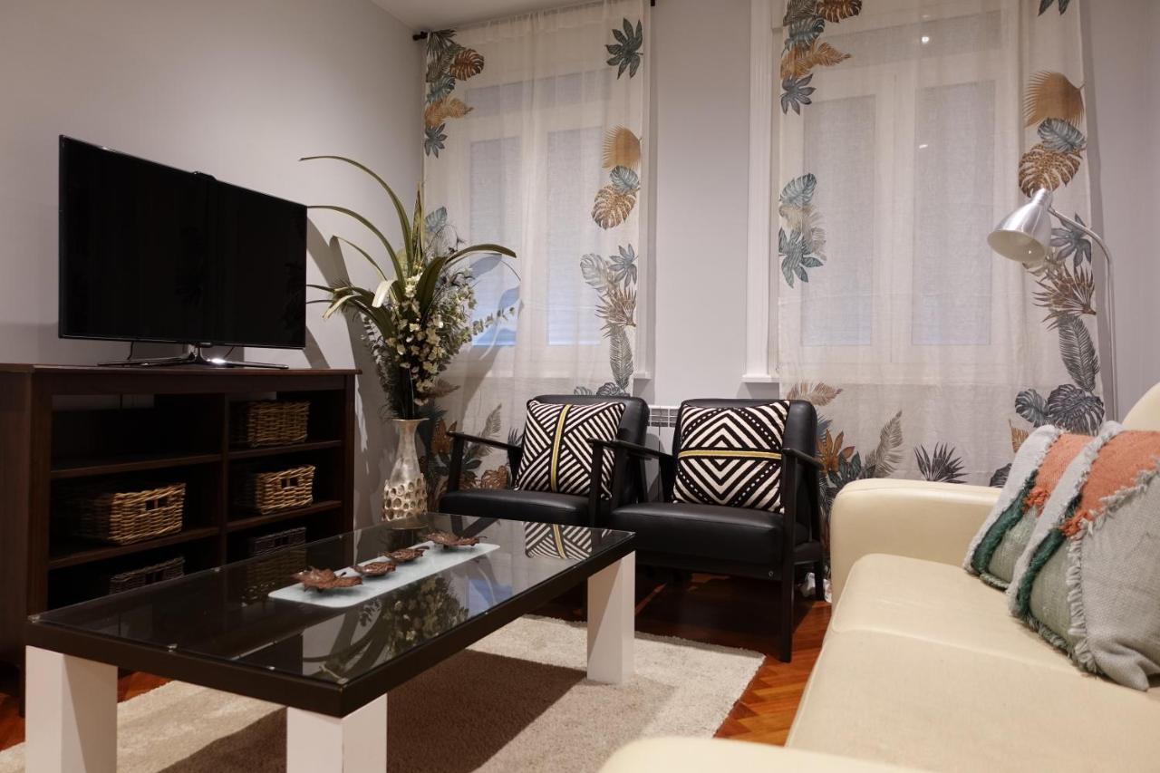 Apartamento Céntrico y acogedor piso con garaje A Coruña Exterior foto